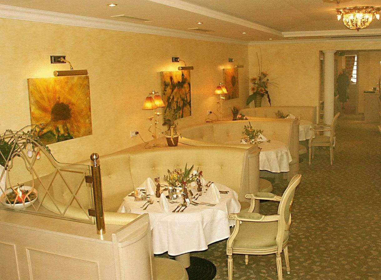 Hotel Garni Bad Schallerbach Buitenkant foto