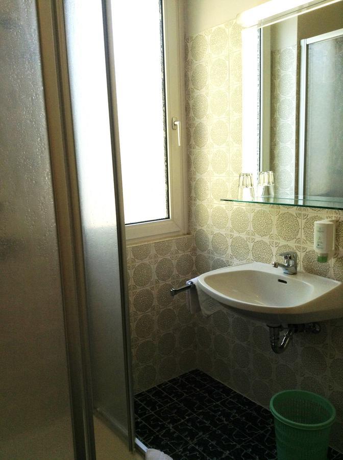 Hotel Garni Bad Schallerbach Buitenkant foto