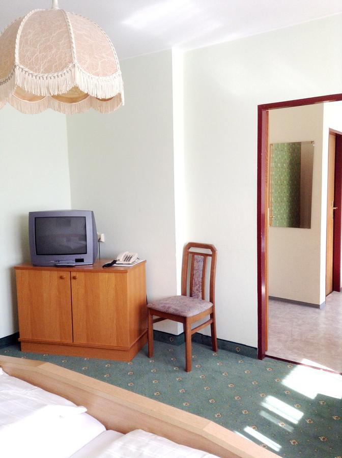 Hotel Garni Bad Schallerbach Buitenkant foto